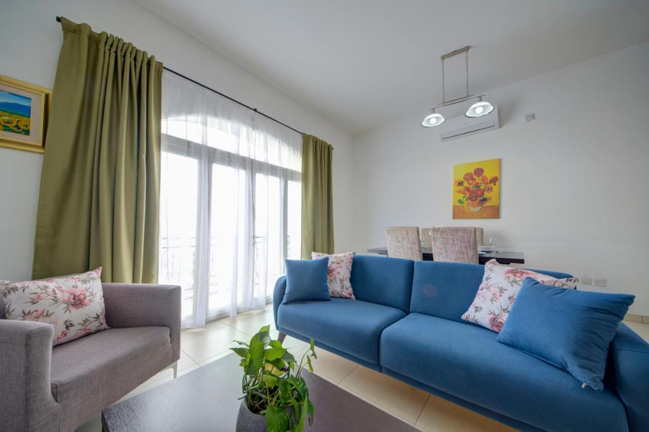 St Julians 2 Bedroom Apartment With Commanding Seaviews By Shortletsmalta Saint Julian's Exterior photo