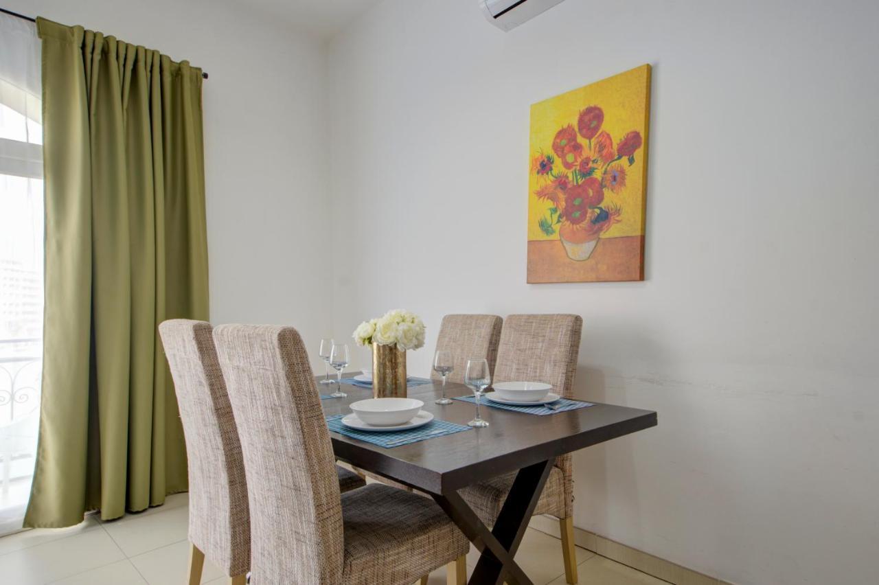 St Julians 2 Bedroom Apartment With Commanding Seaviews By Shortletsmalta Saint Julian's Exterior photo